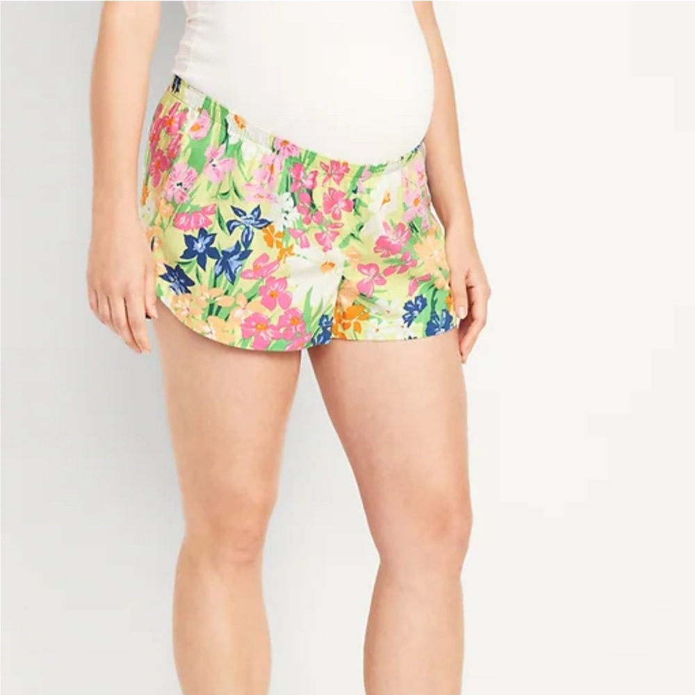 Old Navy‎ Green and Pink pajama Shorts Vibrant Design in green floral size large